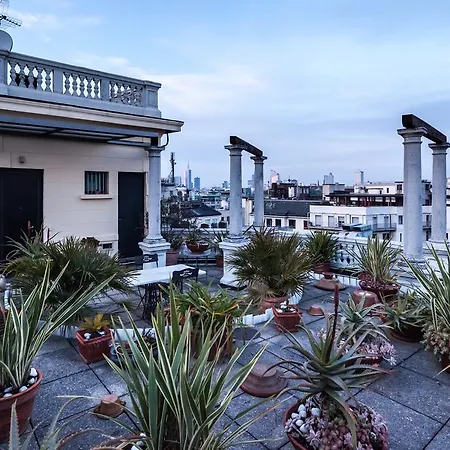 Temporary House - City Centre * ميلان
