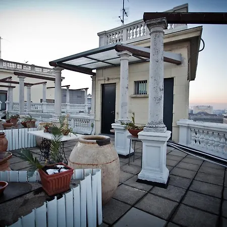 Temporary House - City Centre ميلان