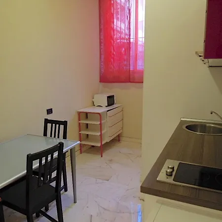 شقة Temporary House - City Centre ميلان