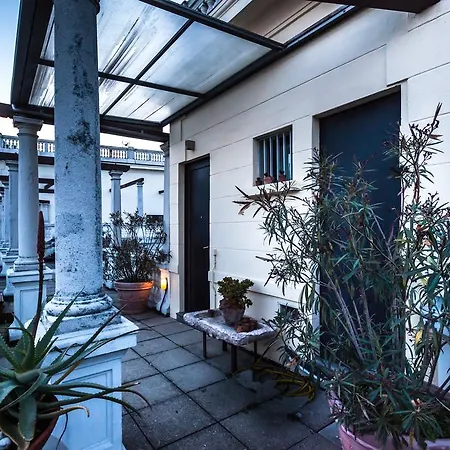 شقة Temporary House - City Centre ميلان